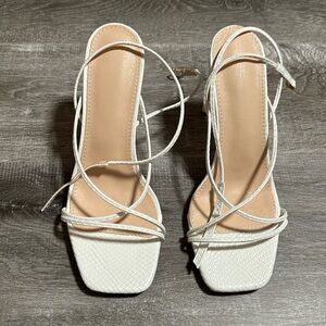 Wrap up white heels
